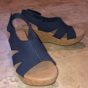 Clark’s Wedge Sandals in Navy with cork sole NWT
